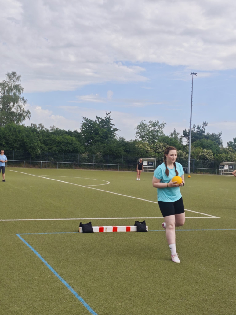 Medizinballweitwurf